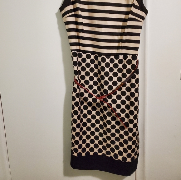 Dress - Picture 3 of 4